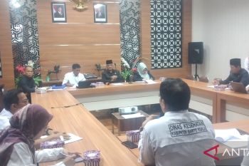 Ikan mati massal di Batola, dewan minta dinas terkait bantu pokdatan