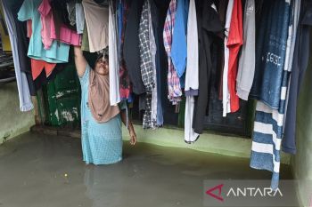 Banjir rendam 20 RT dan lima ruas jalan di Jakarta