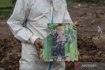 BNBP: 57 korban longsor Bandung Barat berhasil teridentifikasi Polri