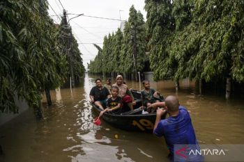 BNPB: 45 desa di 14 kecamatan Bekasi masih banjir, ribuan masih ungsi