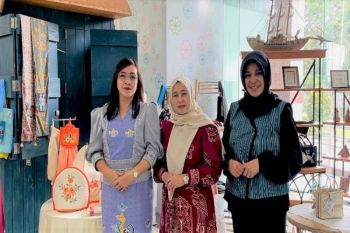 Kunjungi Dekranasda Jakarta, Ketua PKK Barut tingkatkan UMKM dan produk kerajinan daerah