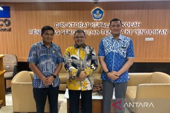 Wabup Palas kunjungi  Kemendikdasmen