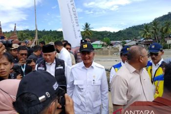 Menteri PU pastikan pengerjaan irigasi di Padang terus berlanjut