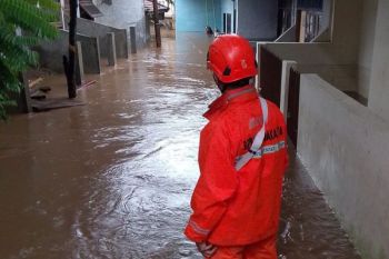 Banjir meluas, Jakarta Timur jadi yang terbanyak dengan 41 RT terendam