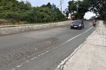 Polres Balangan beri imbauan berhati-hati melintas jalan nasional kondisi banyak rusak