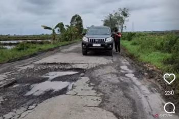 Jalan Margasari Tapin - Kelumpang HSS Kalsel harapkan bantuan perbaikan
