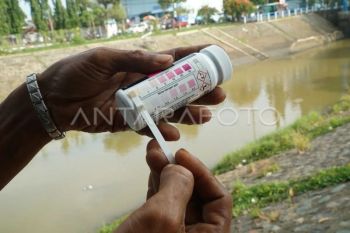 Dinkes-Sigi uji kualitas air sungai di Kamarora B Nokilalaki