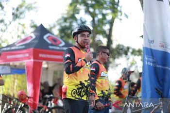 Wako Solok lepas peserta Gowes Adventure Jelajah Alam Solok Aniversarry BPPB Ke-5