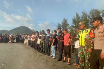 Kelompok konservasi lepaskan 90 tukik untuk lestarikan habitat penyu di Aceh Besar