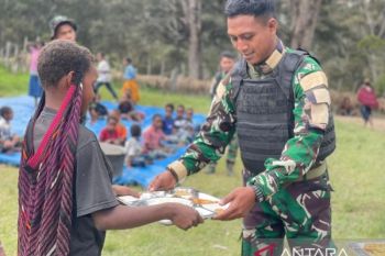 Satgas Yonif 511/DY siapkan makan gratis bagi warga Papua pedalaman