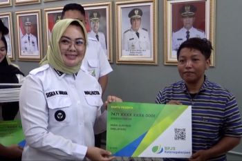Kendari inisiasi perlindungan sosial ketenagakerjaan pekerja rentan