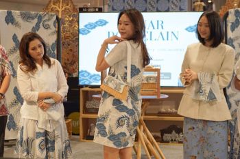 Sambut Imlek, Hadinata Batik perkenalkan "Lunar Porcelain Collection"