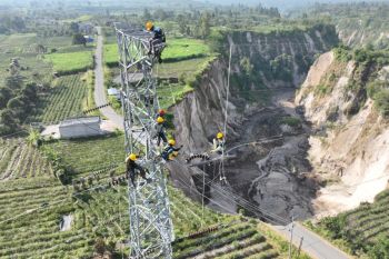 Seorang pemilih meninggal saat mencoblos di bilik suara