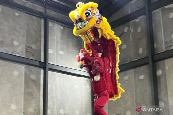 Tim juara dunia barongsai akan tampil pada acara perayaan Imlek nasional 2026