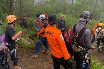 KMPA Giri Bahama UMS kerahkan 14 personel dalam operasi SAR pencarian survivor di Mongkrang