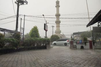 BMKG imbau masyarakat Kalteng waspadai hujan disertai angin kencang