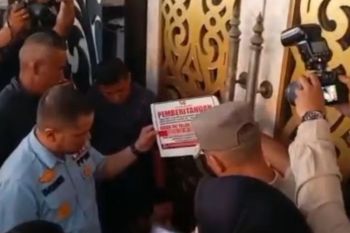 Diduga ada pesta waria, THM New Paragon Pekanbaru disegel