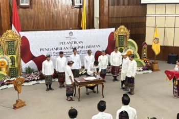 Gubernur Koster minta enam pejabat yang baru dilantik gerak cepat