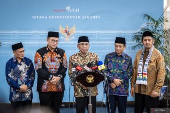 Politik, Prabowo temui ormas islam hingga Hasto di Samarinda