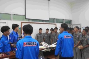 Teknik Elektro UMS komitmen perkuat literasi kampus sejak dini lewat kunjungan pelajar