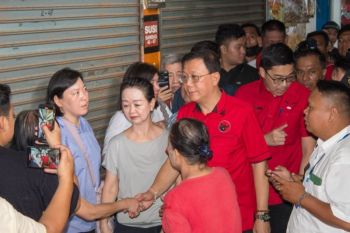 DPC PDI Perjuangan Medan dukung pedagang Pasar Sambas berjualan hingga akhir Maret