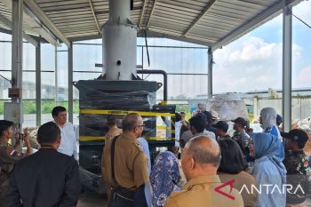 Pemkot Bandung menghentikan operasional insinerator sampah di seluruh TPS