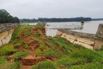 Jembatan Way Bungur dibangun melalui Program Jembatan Merah Putih