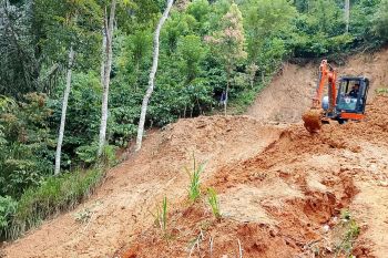 Longsor putus akses jalan di Sungai Are OKU Selatan
