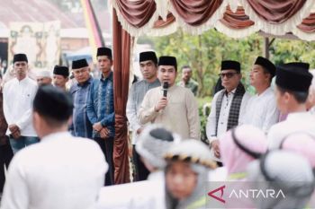 Wako Lepas Pawai Khatam Al-Qur'an ke-8 di Masjid Al Aqsa Tanah Garam