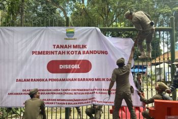 Pemkot segel Bandung Zoo usai izin lembaga konservasi dicabut Kemenhut