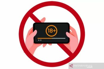 SMPN 1 Bungaraya Siak pindahkan siswi yang foto tidak pantas