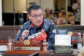 Legislator minta konstruksi jalan di Jakarta tahan genangan