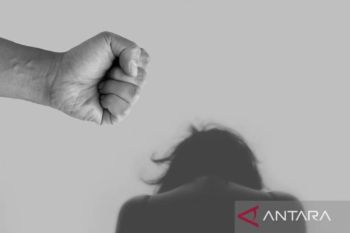 Seorang perempuan laporkan KDRT oleh Ayah Kandungnya di Bungaraya Siak