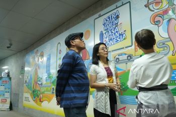 Astra kolaborasi dengan Indieguerillas percantik Stasiun MRT Setiabudi