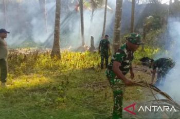 Libatkan siswa dan pemda,  Kodim Pulau Moa Maluku aksi bersih lingkungan wujudkan gerakan ASRI