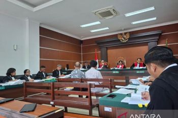 Mantan PPK bersaksi sidang dugaan korupsi di Unsrat
