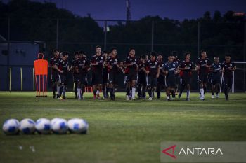 Latihan Timnas Indonesia U-17 jelang lawan Cina