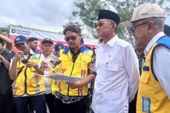Menteri PU tinjau longsoran yang jadi lubang raksasa di Aceh Tengah