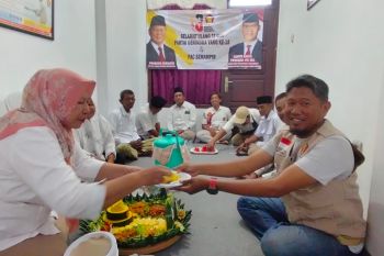 PAC Gerindra Surabaya gelar tasyakuran HUT ke-18 serentak