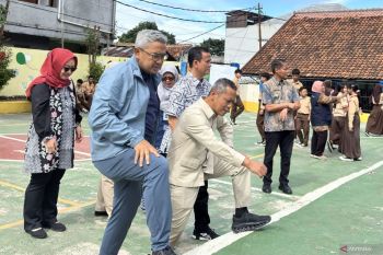Wamendikdasmen sebut Kota Bandung jadi percontohan program Jumat Bersih