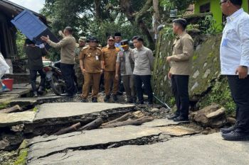 Wapres minta warga terdampak tanah bergerak di Kabupaten Tegal tinggalkan rumah