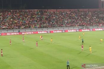 Persebaya Surabaya permalukan Bali United 3-1 di Stadion Dipta