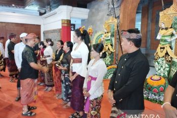 Pemkab Gianyar: Bahasa Bali penting dilestarikan melalui penggunaan sehari-hari