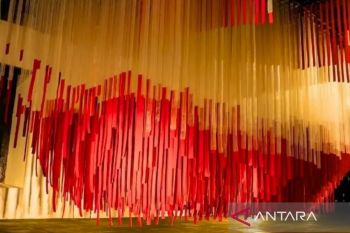 Instalasi seni kapal VOC dipamerkan di Museum Bahari