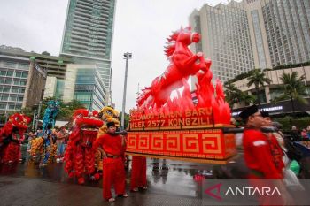 Colorful parade brightens Jakarta&rsquo;s Bundaran HI
