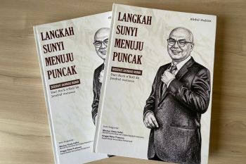 DPR: Literasi dan daya kritis penting saat tsunami informasi