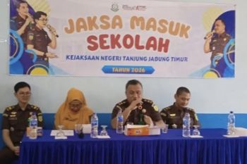 Kejaksaan di Jambi beri pemahaman hukum anti kekerasan ke pelajar