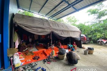 Pergerakan tanah di Tegal masih aktif, pengungsi mencapai 2.453 jiwa