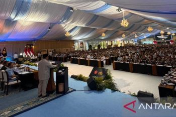 Prabowo highlights security, geopolitics at TNI-Polri joint meeting