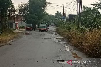 Pemkab Batang mengalokasikan perbaikan jalan Rp1 miliar sambut Lebaran